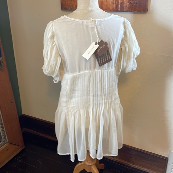 Anthropologie/Flower That Girl bohemian flowy top, tags on, never worn. - Picture 2 of 5